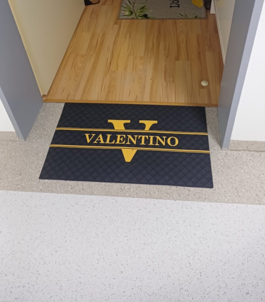 Bild #1 von Valentino